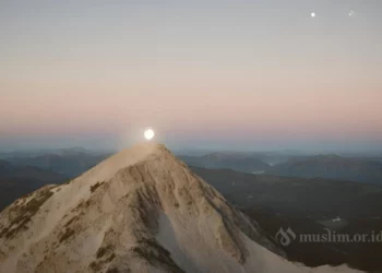 Menyikapi Perselisihan Dalam Penentuan Awal Dan Akhir Ramadhan