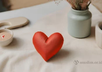Mencium Istri Saat Puasa
