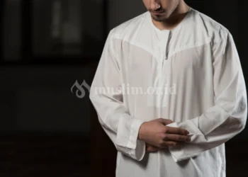 Hukum membaca ta'awudz