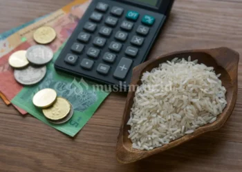 Hukum Memberikan Zakat kepada Orang Kaya